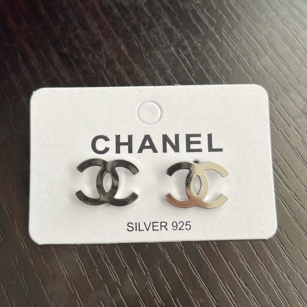 Chanel Silver Earring